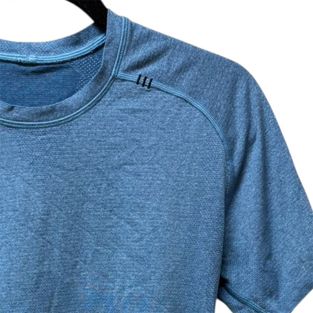 Lululemon Metal Vent Tech Short Sleeve Tee Blue Mens Athletic Training. Sz S - Picture 10 of 10